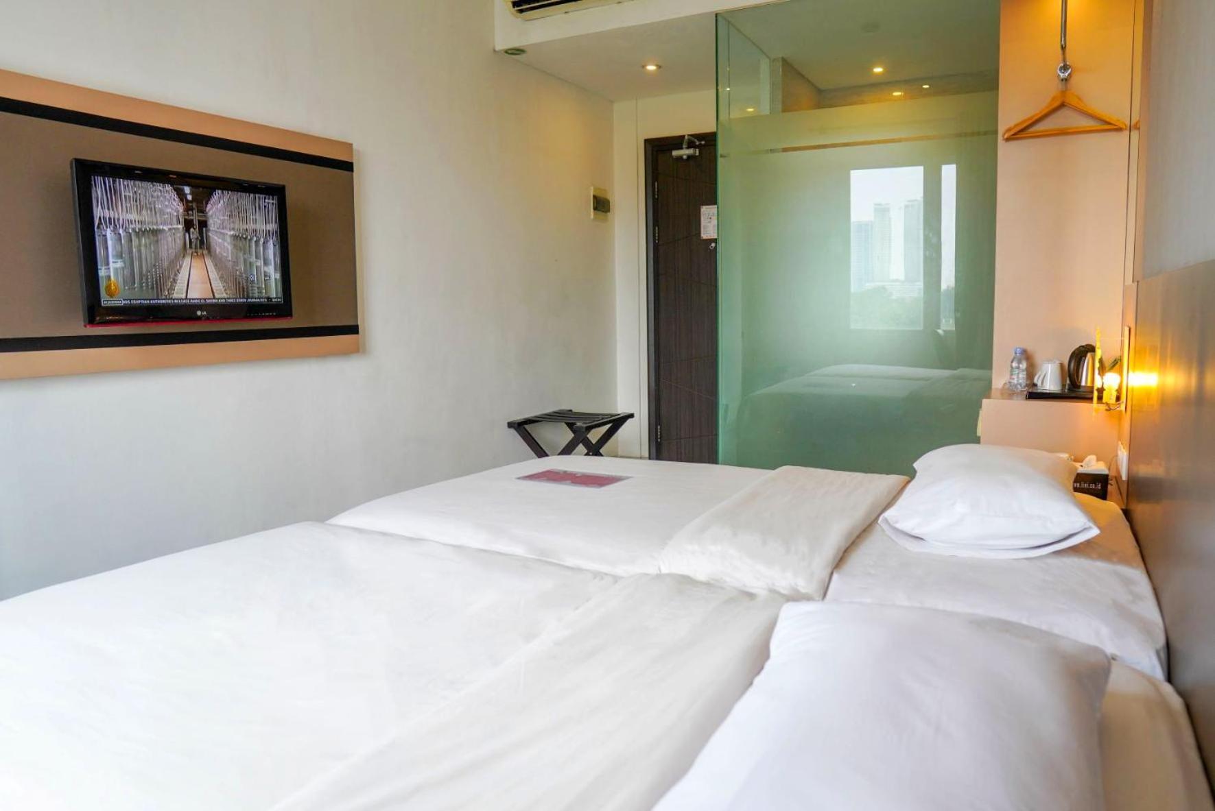 Oak Tree Urban Hotel Jakarta Zimmer foto