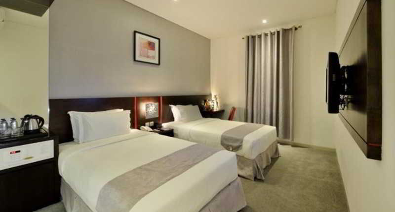 Oak Tree Urban Hotel Jakarta Exterior foto